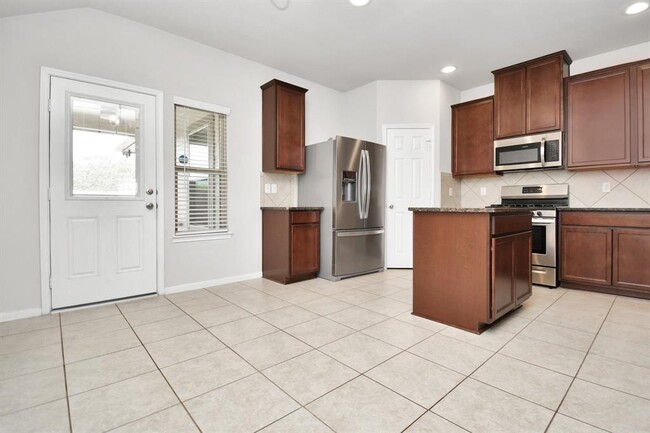 Building Photo - 7230 Victorville Dr