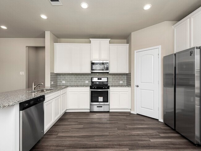 Building Photo - 9278 Inland Leather Ln