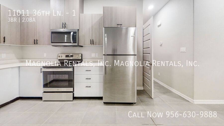 Building Photo - 11011 N 36th Ln