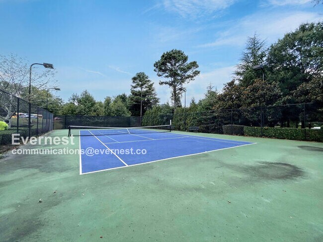 Building Photo - 2517 Canopy Ct