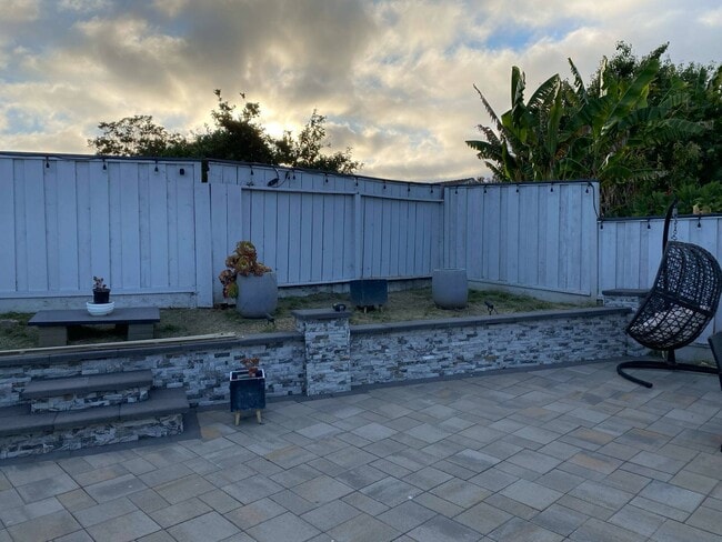 Building Photo - 31385 San Andreas Dr