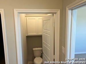 Building Photo - 121 Nespral Dr