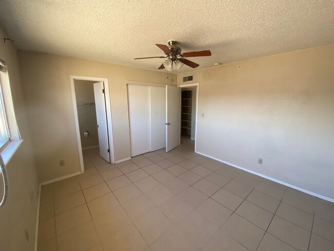 Building Photo - Northeast Home for Rent