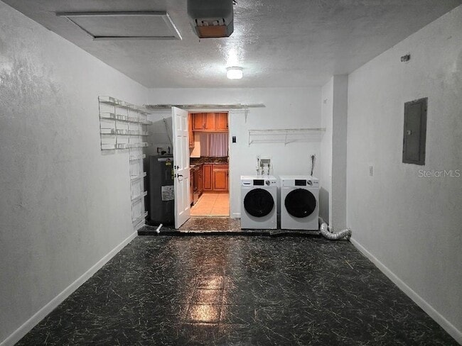 Building Photo - 504 Orange Blossom Dr
