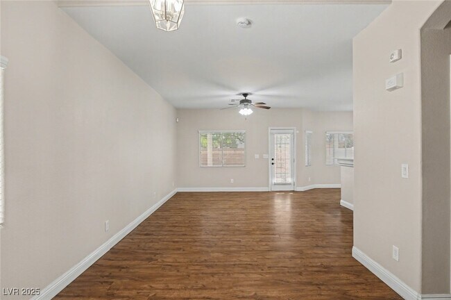 Building Photo - 1123 Aldenwood Ave