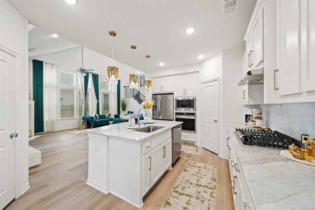 Building Photo - 8208 Legacy Trl