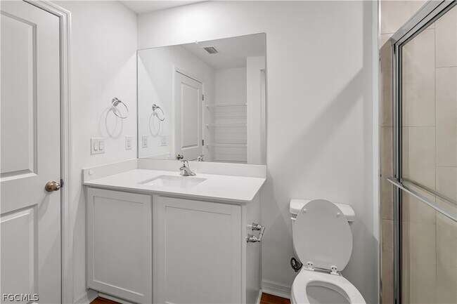 Building Photo - 185 Yager Cir