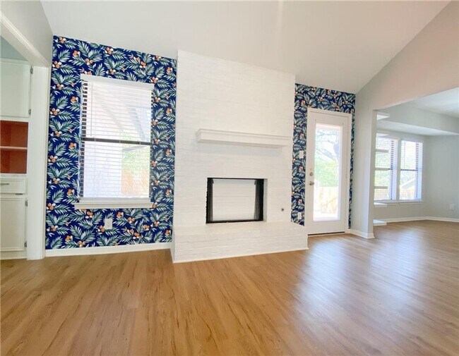 Building Photo - Bright & Welcoming 3 Bedroom, 2 Bath Home in Round Rock!