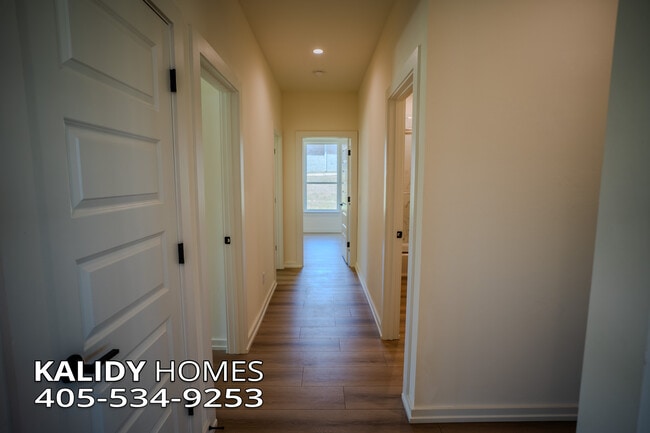 Building Photo - 1754 Kalidy Dr