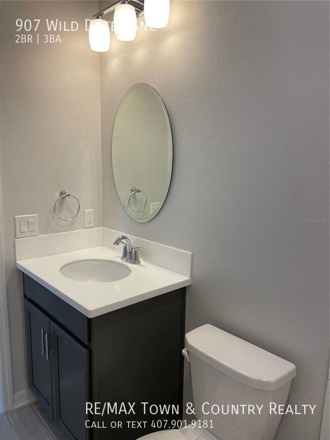 Building Photo - Griffin Park Townhome in Lake Mary