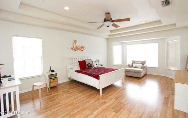 Building Photo - 1448 Heather Ct