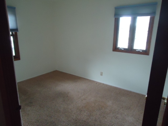 Building Photo - 506 12th Ave S