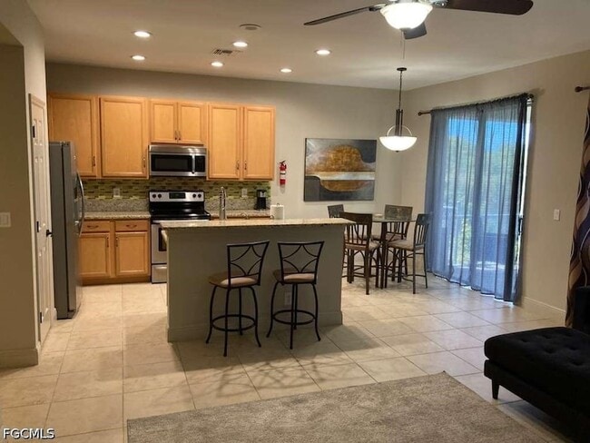 Building Photo - 2637 NW 1st St