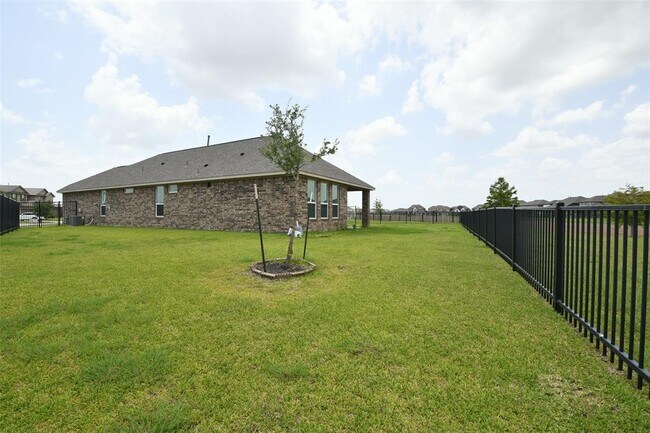 Building Photo - 2142 Open Prairie Dr