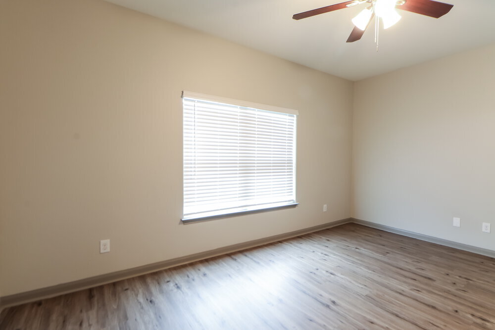 Building Photo - 420 Sapphire Ln