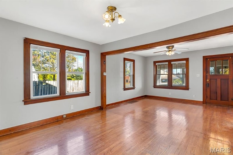 Building Photo - 3400 Milton Dr