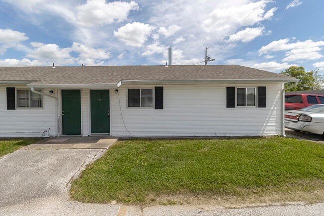 Building Photo - 701 W Cunningham Dr