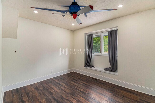 Building Photo - Quail Creek Home For Rent