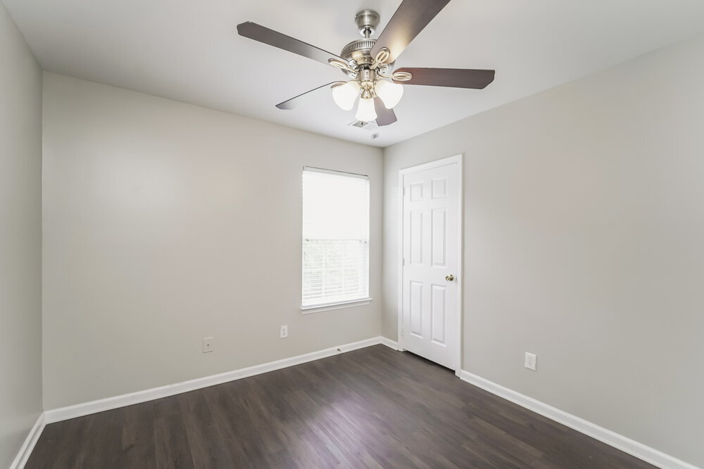 Building Photo - 7809 Leisure Ln