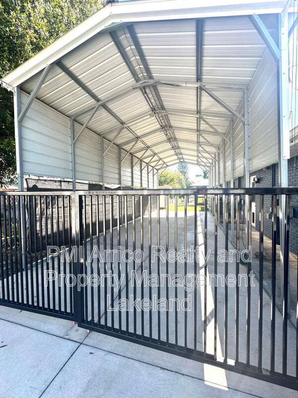 Building Photo - 1653 Lagoon Pl