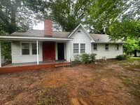 Building Photo - Charming Ranch Style Home in Midland, NC!