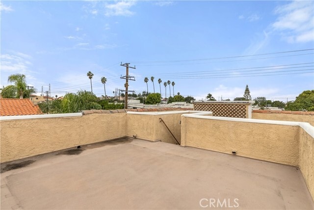 Building Photo - 619 N Lucia Ave