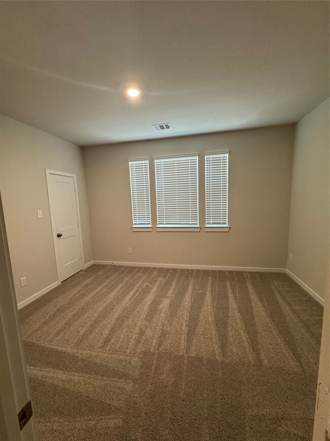 Building Photo - 2978 Pk Hl Ln