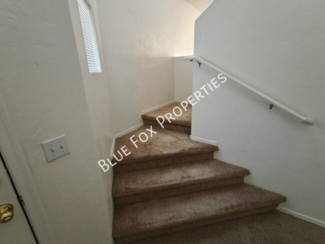 Building Photo - 8262 W Zlacket Dr