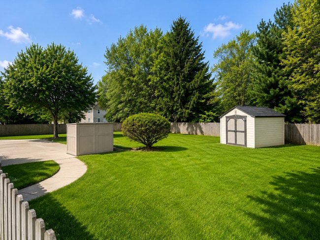 Building Photo - 243 Newfield Cir