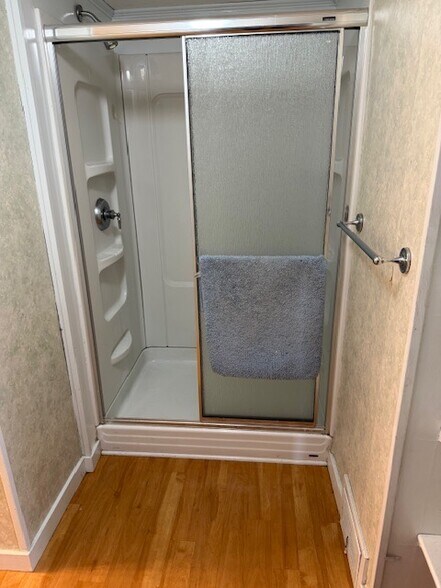 Building Photo - 121 Mount Tobe Rd