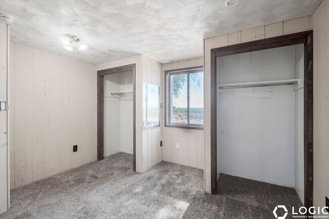 Building Photo - 4247 S 2450 W
