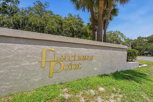 Building Photo - 2120 Fletchers Point Cir