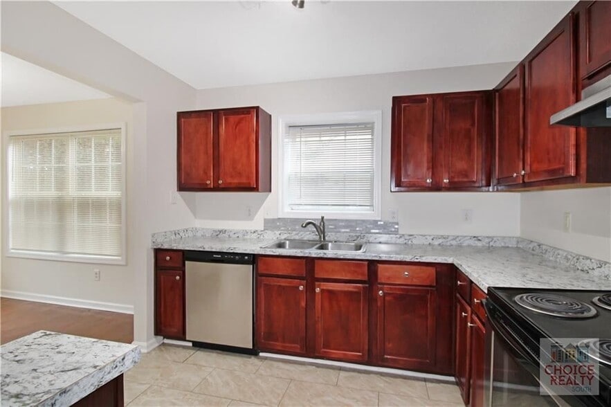 Building Photo - 4810 Brookwood Pl