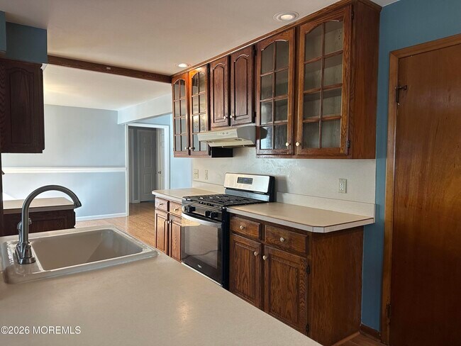 Building Photo - 456 Hulse Ave
