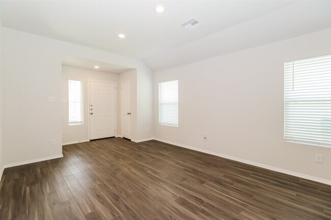 Building Photo - 2473 Copper Cyn Dr