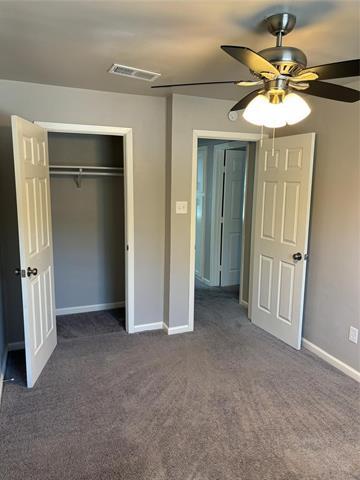 Building Photo - 4200 Oak Country Dr