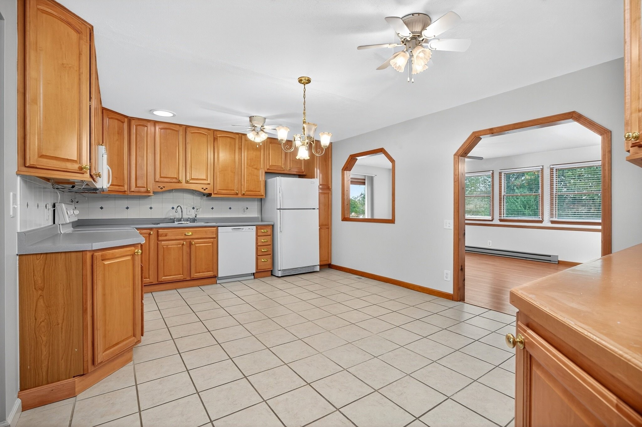 Building Photo - 81 Tom Sawyer Dr
