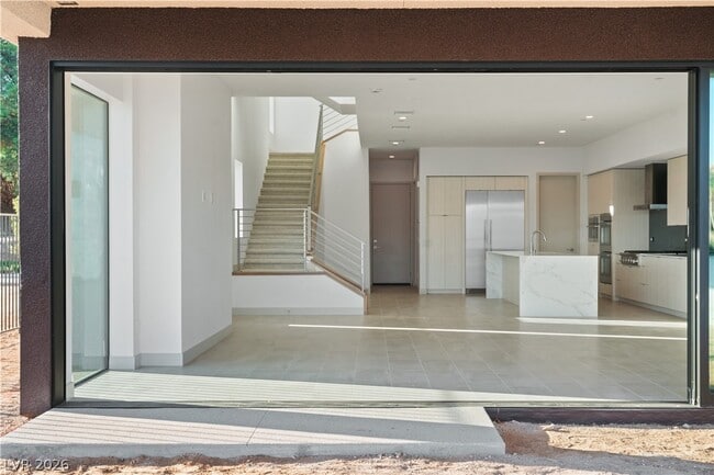 Building Photo - 66 Lakefront Dr