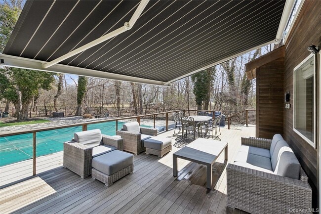 Building Photo - 131 Lewis Rd