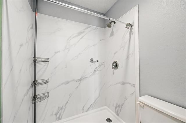 Building Photo - 2108 Chatham Square Ct