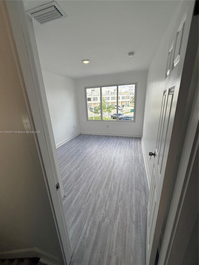 Building Photo - 13984 SW 259th Way