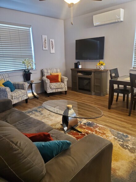 Intelligent use of space - 1724 N Solomon Ct