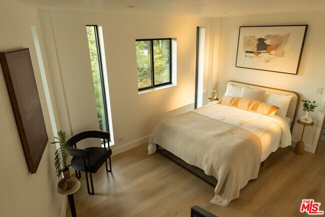 Building Photo - 7802 Torreyson Dr