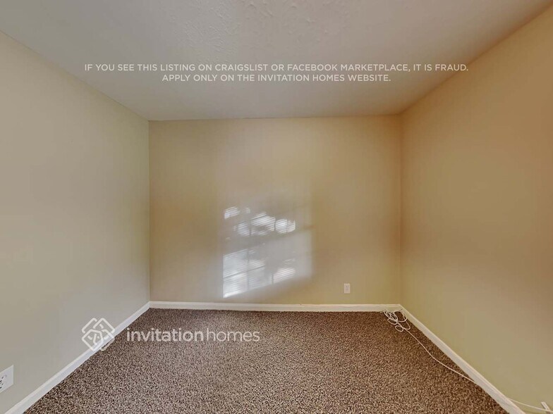 Building Photo - 812 Brighton Dr NW