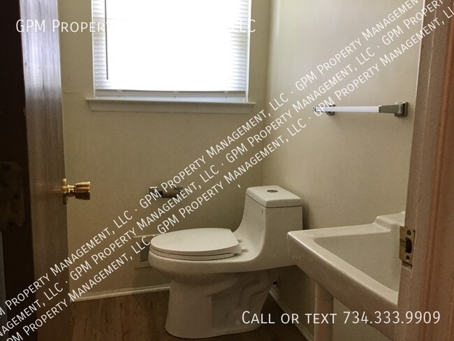 Building Photo - 9226 Abbey Ln