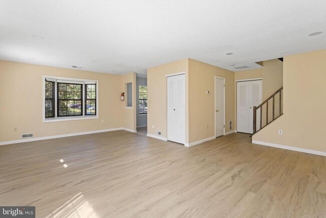 Building Photo - 86 O'Neill Ct