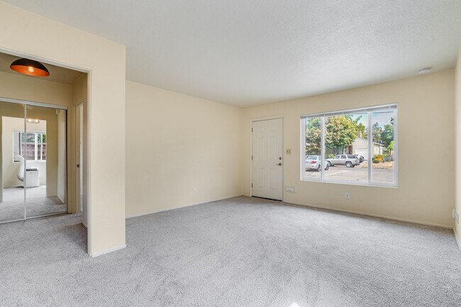 Building Photo - 2203-2215 NE 81st Avenue
