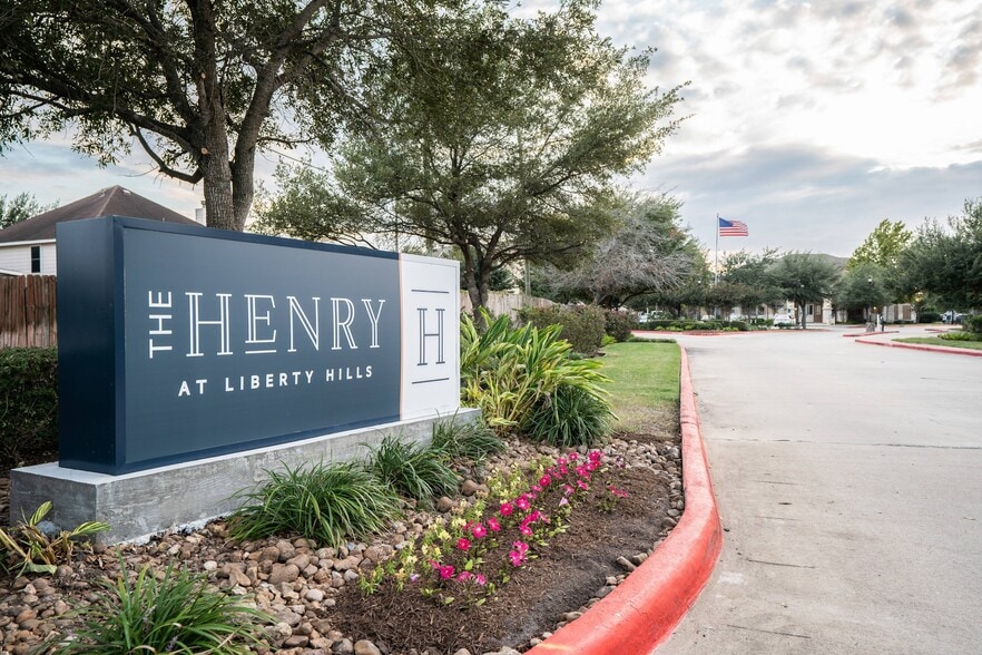 The Henry at Liberty Hills 15330 Liberty River Dr Houston TX 77049