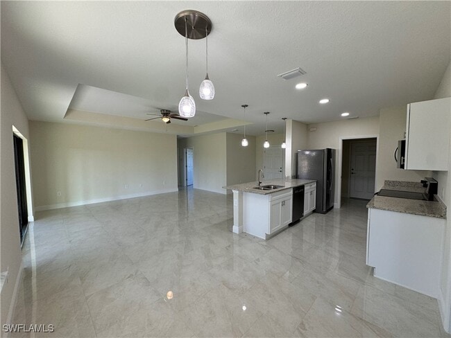 Building Photo - 3005 53rd St W