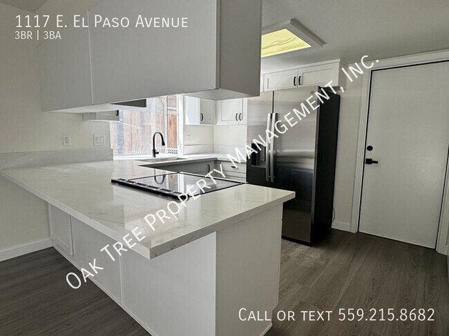 Building Photo - 1117 E El Paso Ave